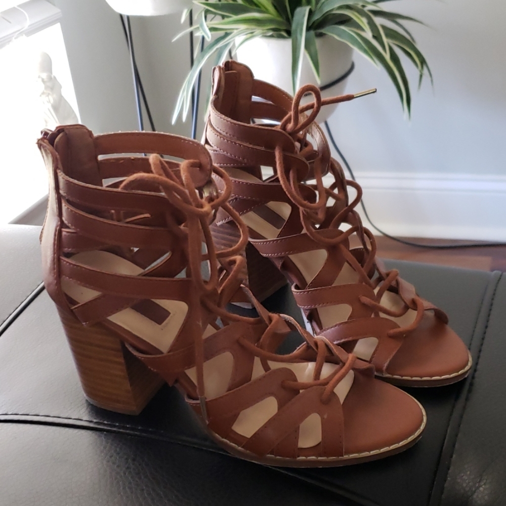 Shoes/sandals